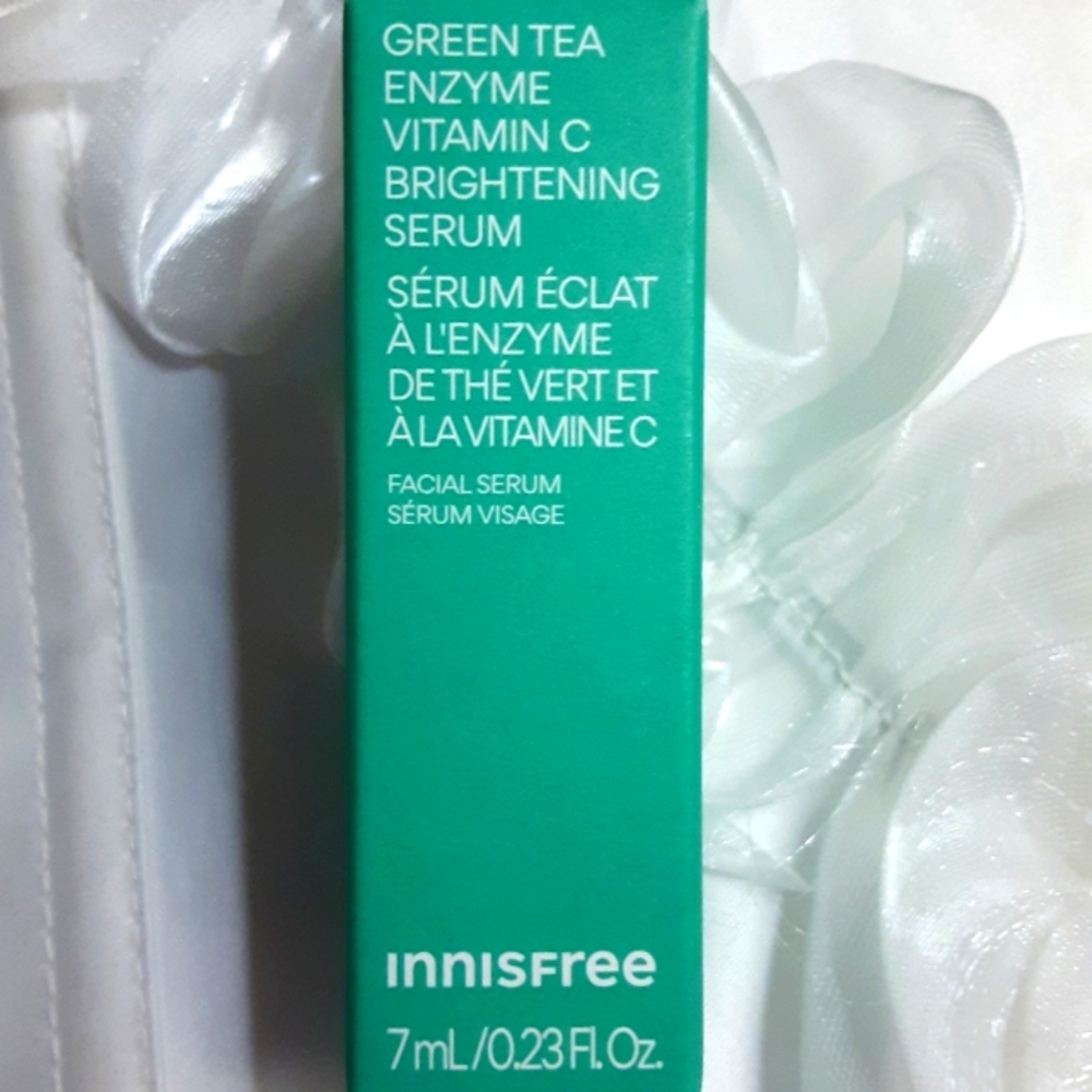 Innisfree Green Tea Enzyme Vitamin C Brightening Serum 0.23 fl oz Travel Size